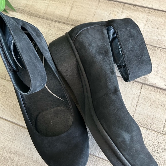 Dansko Lulu Mary Jane Nubuck Suede Leather Wedge Size 39 Shoe Black - Picture 4 of 10
